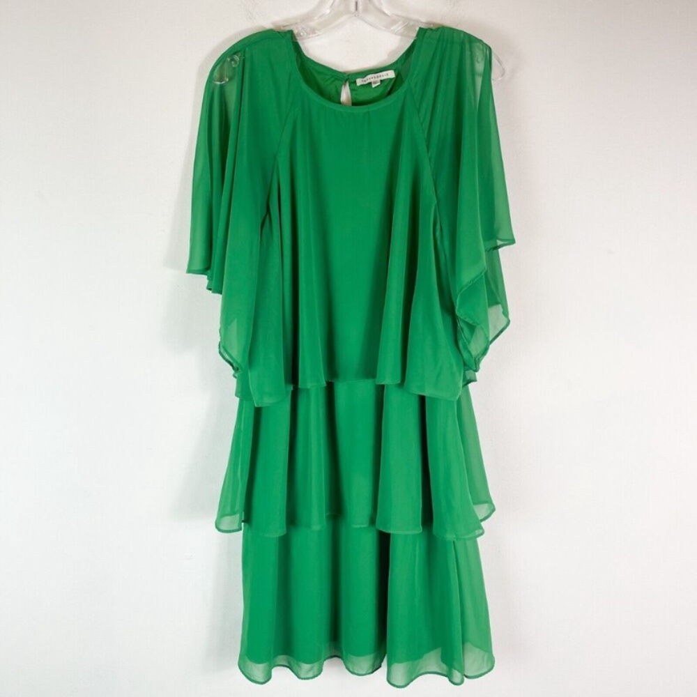 Tash + Sophie Green Short Sleeve Triple Tier Chiffon Shift Dress Small NWOT